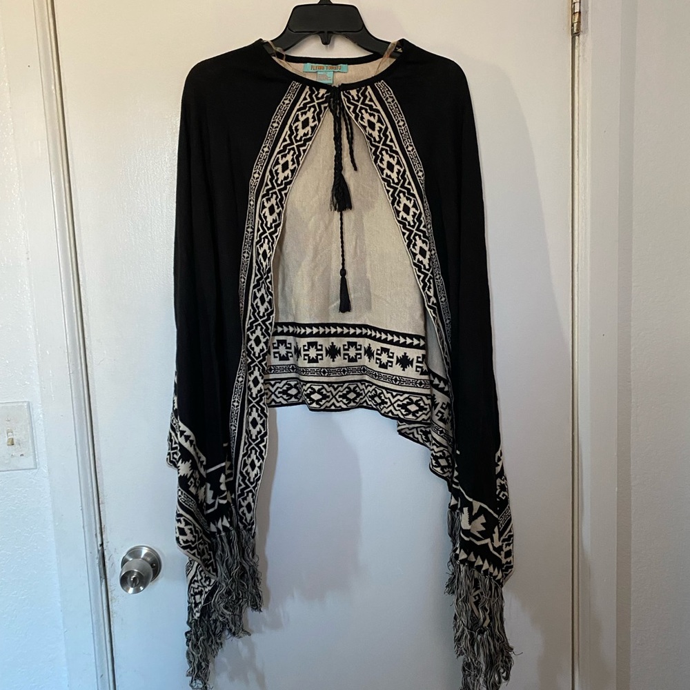Women’s Poncho